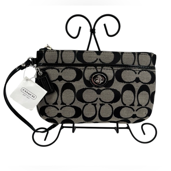 Coach Park Signature Wristlet Medium Black/Silver NWT - Picture 1 of 8